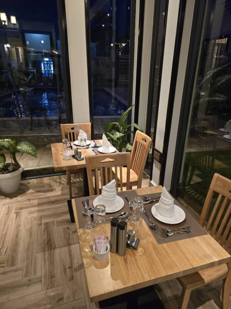 Primeland Hotel Moshi Bagian luar foto