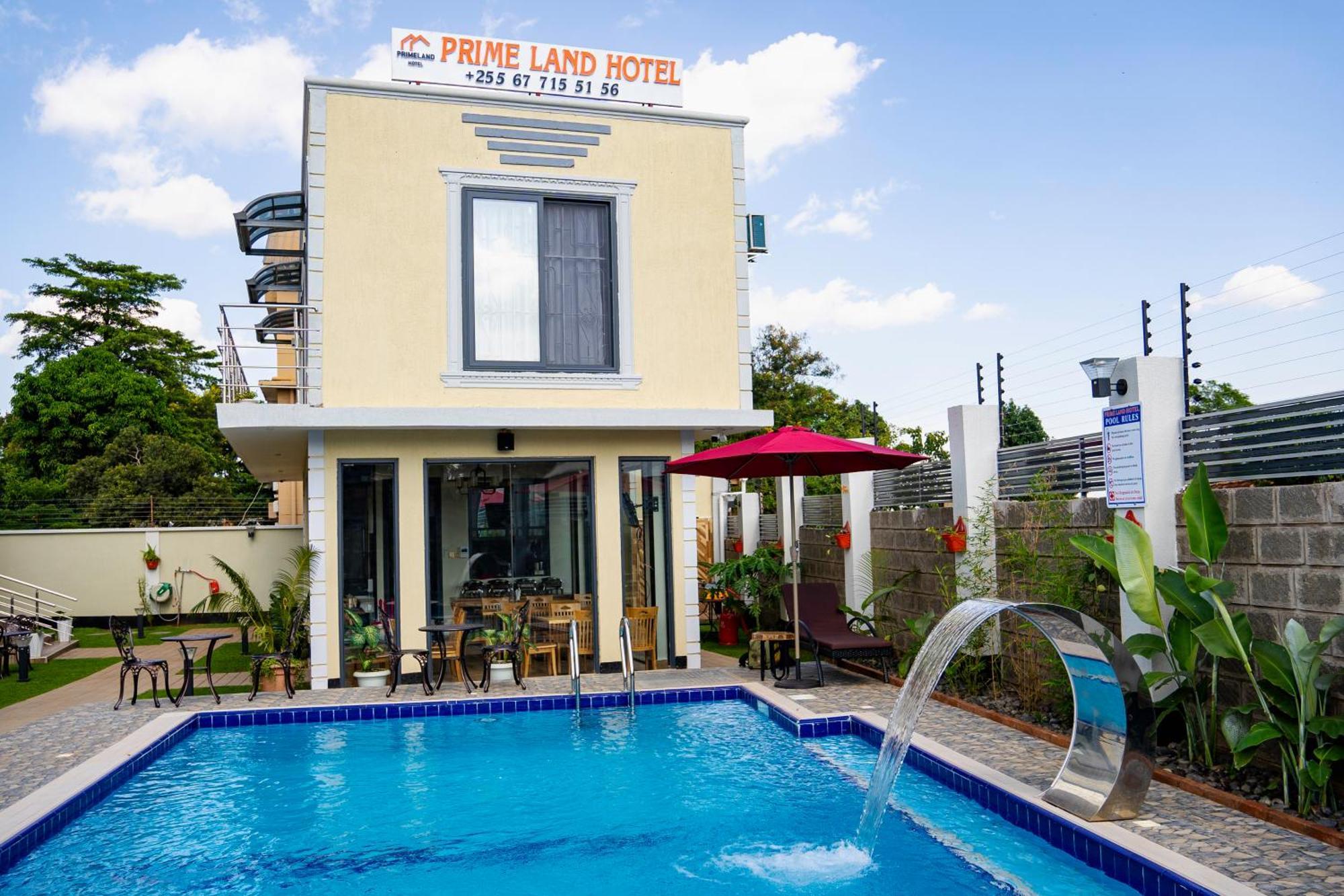Primeland Hotel Moshi Bagian luar foto
