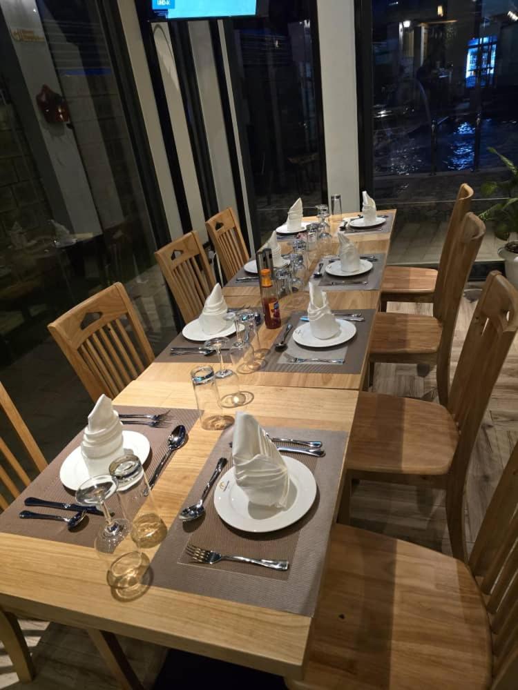 Primeland Hotel Moshi Bagian luar foto