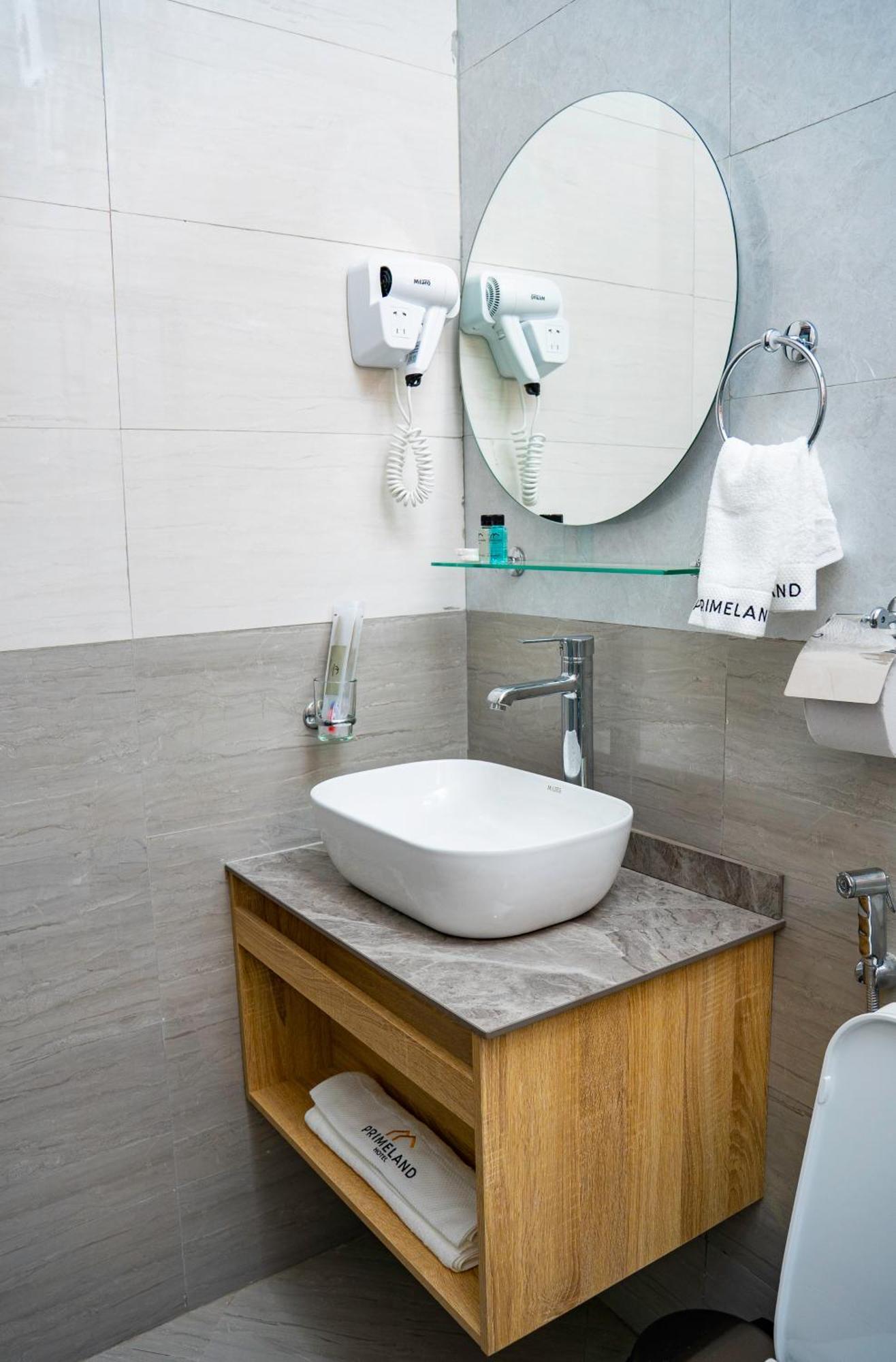 Primeland Hotel Moshi Bagian luar foto